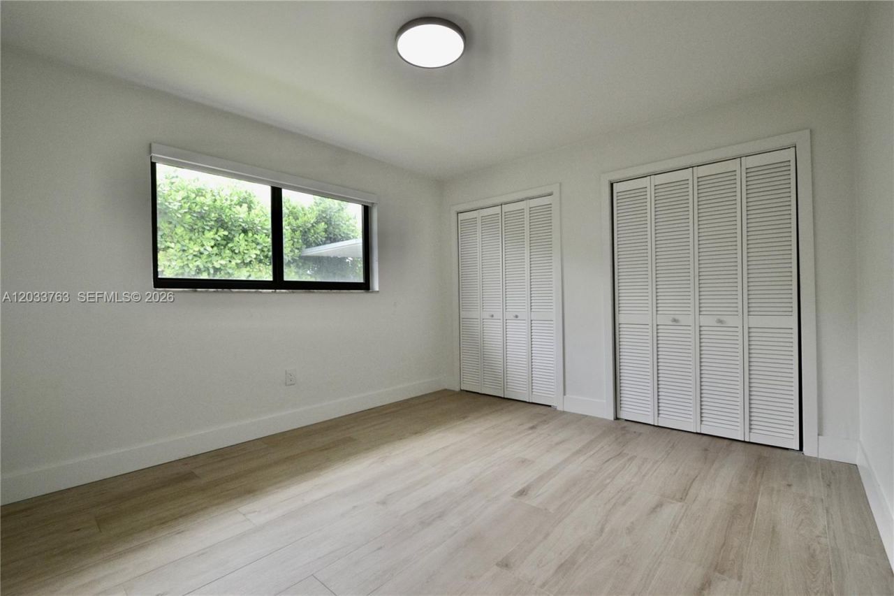 3143 SW 26th St , Unit 3143, Miami, FL 33133 Photo