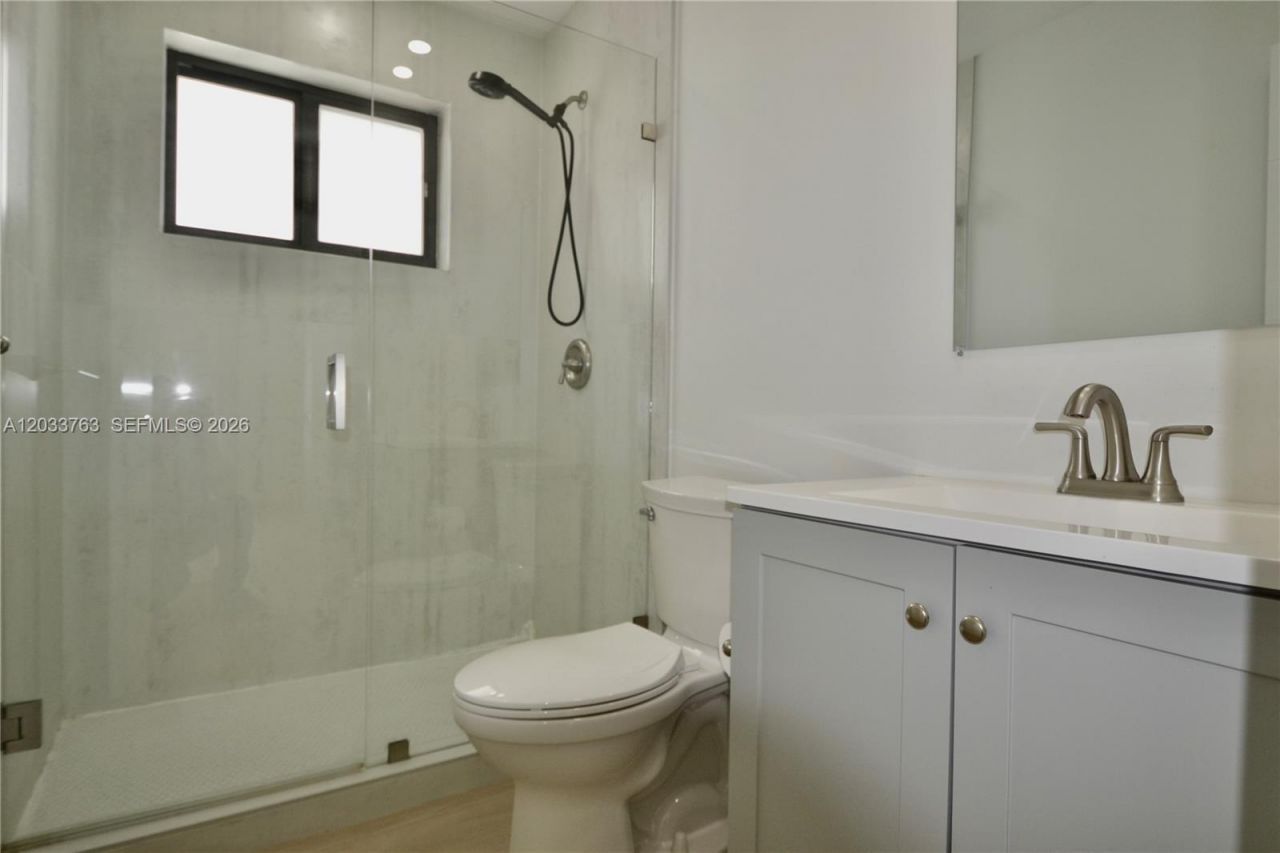 3143 SW 26th St , Unit 3143, Miami, FL 33133 Photo