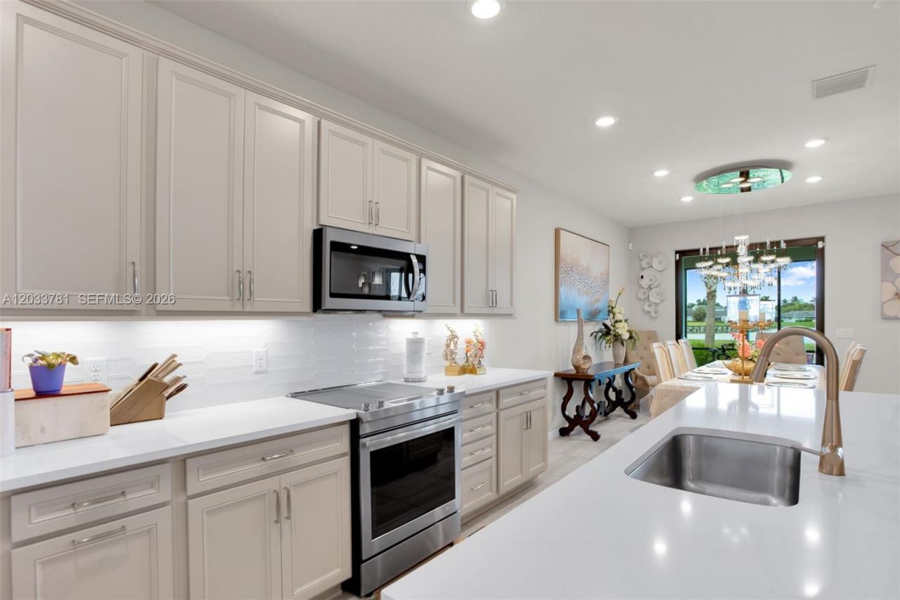 7700 NW 84th Ln, Tamarac, FL 33321 Photo
