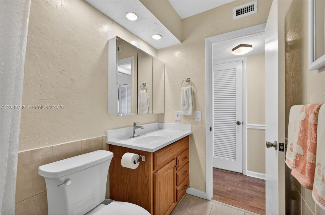 112 Doolen Ct , Unit 306, North Palm Beach, FL 33408 Photo