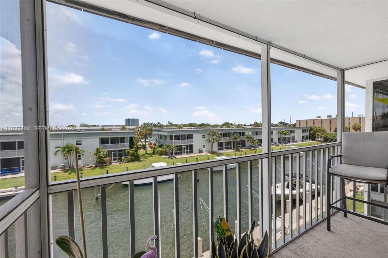 112 Doolen Ct , Unit 306, North Palm Beach, FL 33408 Photo