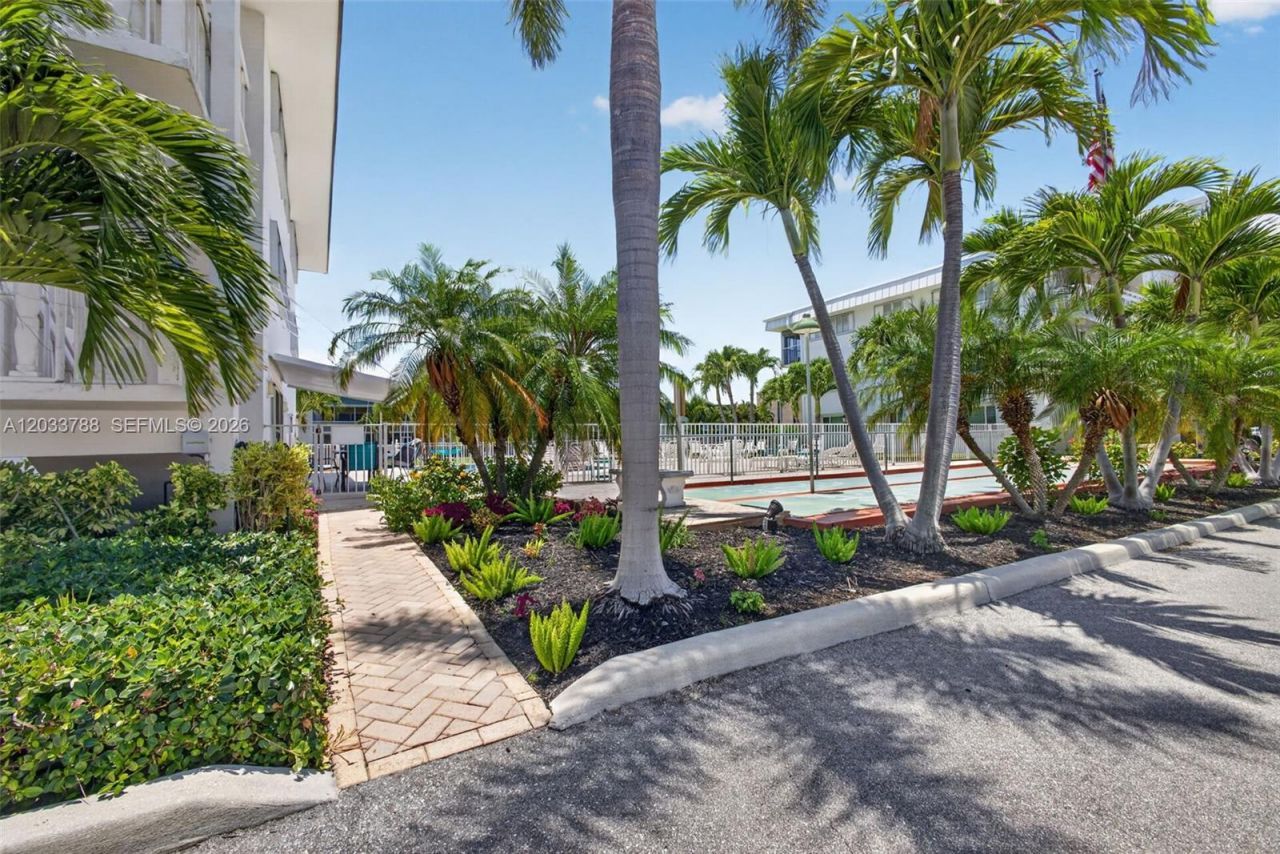 112 Doolen Ct , Unit 306, North Palm Beach, FL 33408 Photo