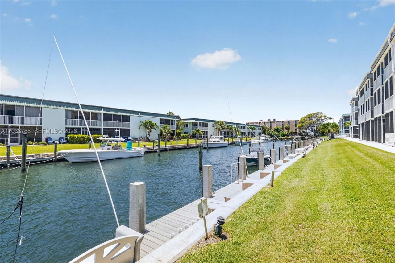 112 Doolen Ct , Unit 306, North Palm Beach, FL 33408 Photo