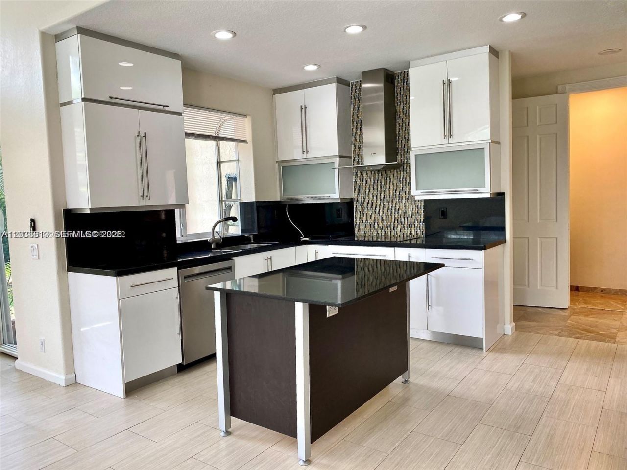 2694 Oakmont , Weston, FL 33332 Photo