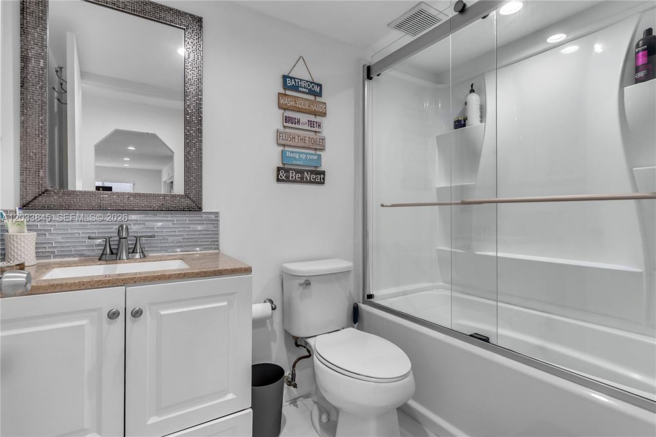 979 NW 126th Path , Miami, FL 33182 Photo