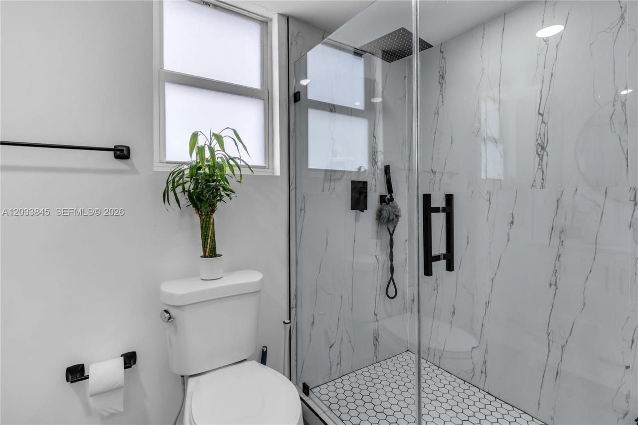979 NW 126th Path , Miami, FL 33182 Photo