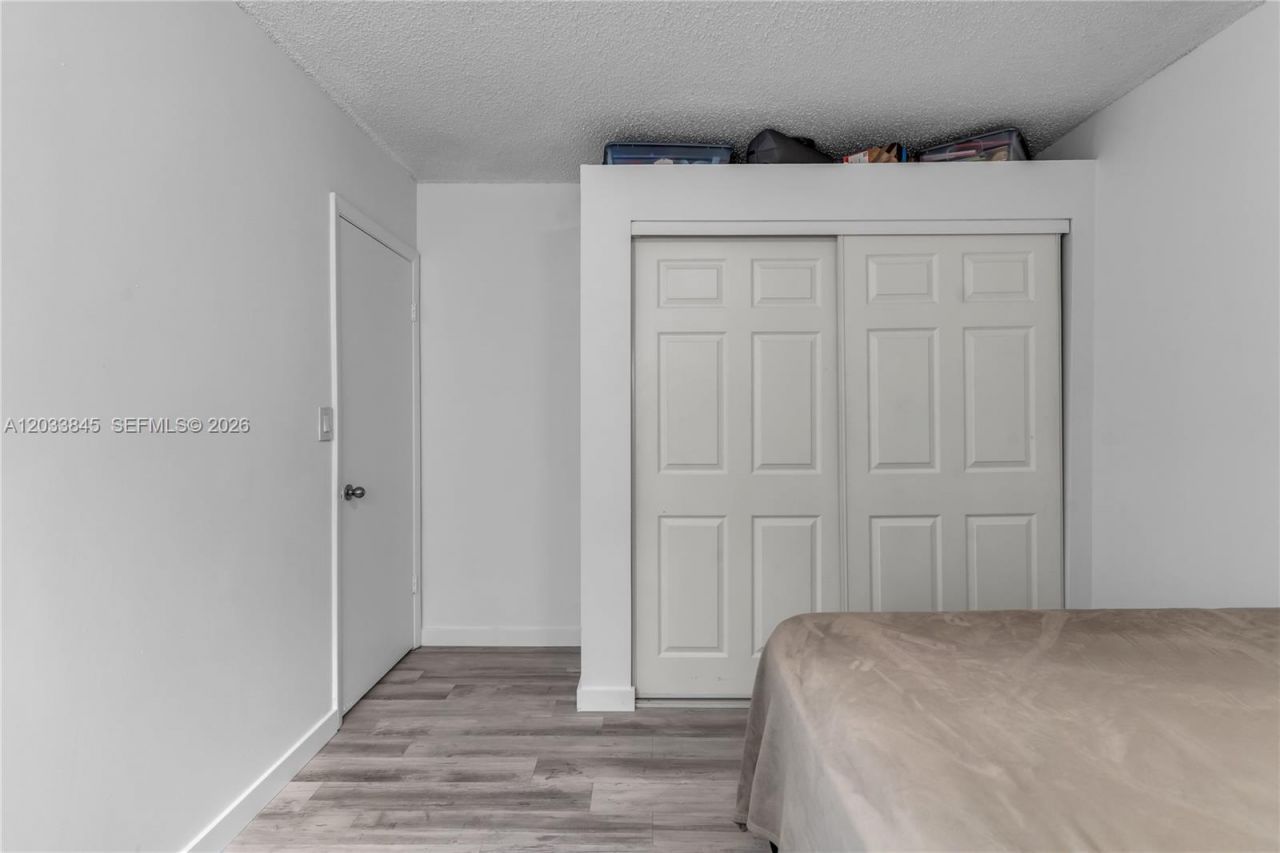 979 NW 126th Path , Miami, FL 33182 Photo