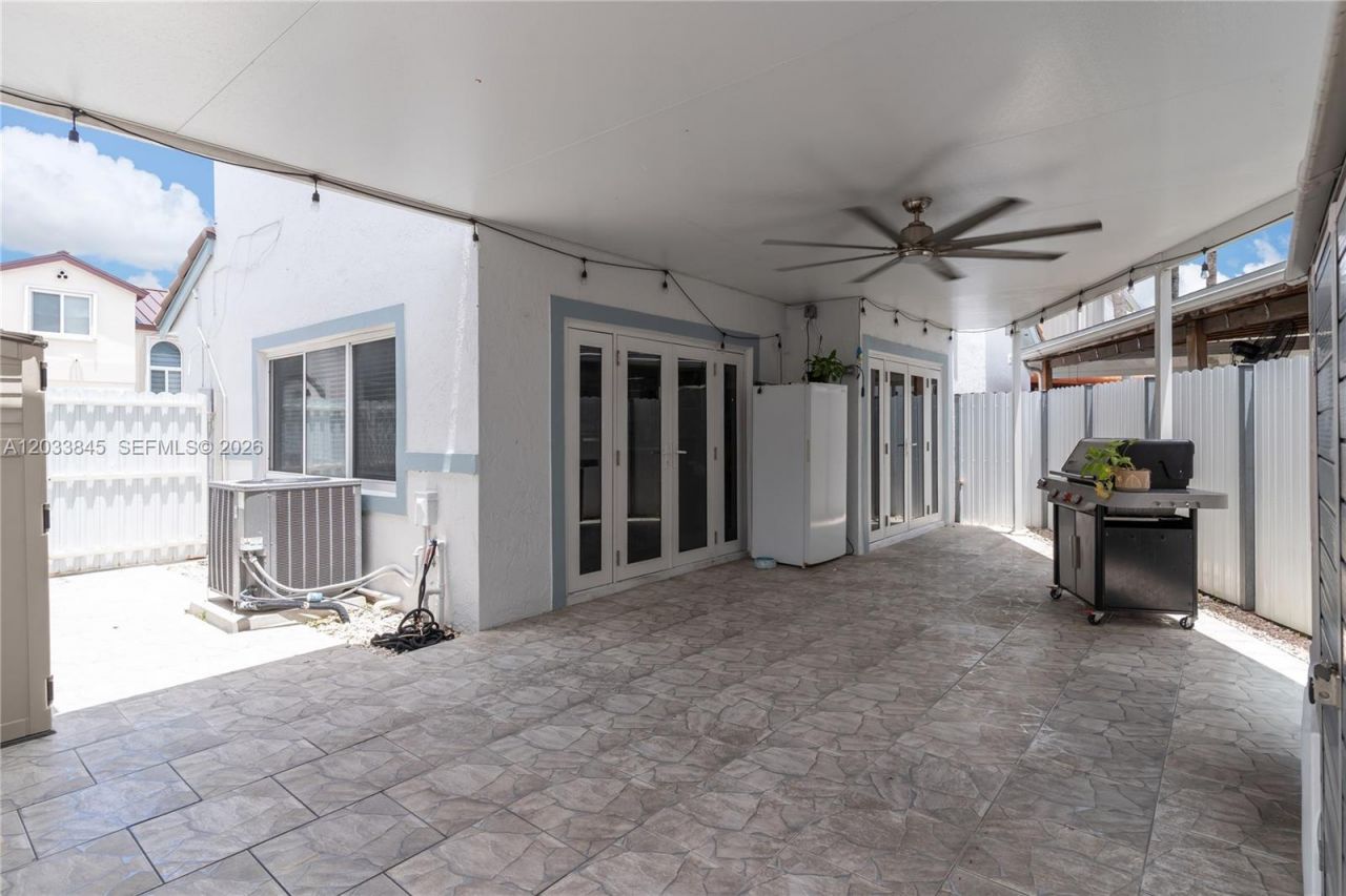 979 NW 126th Path , Miami, FL 33182 Photo