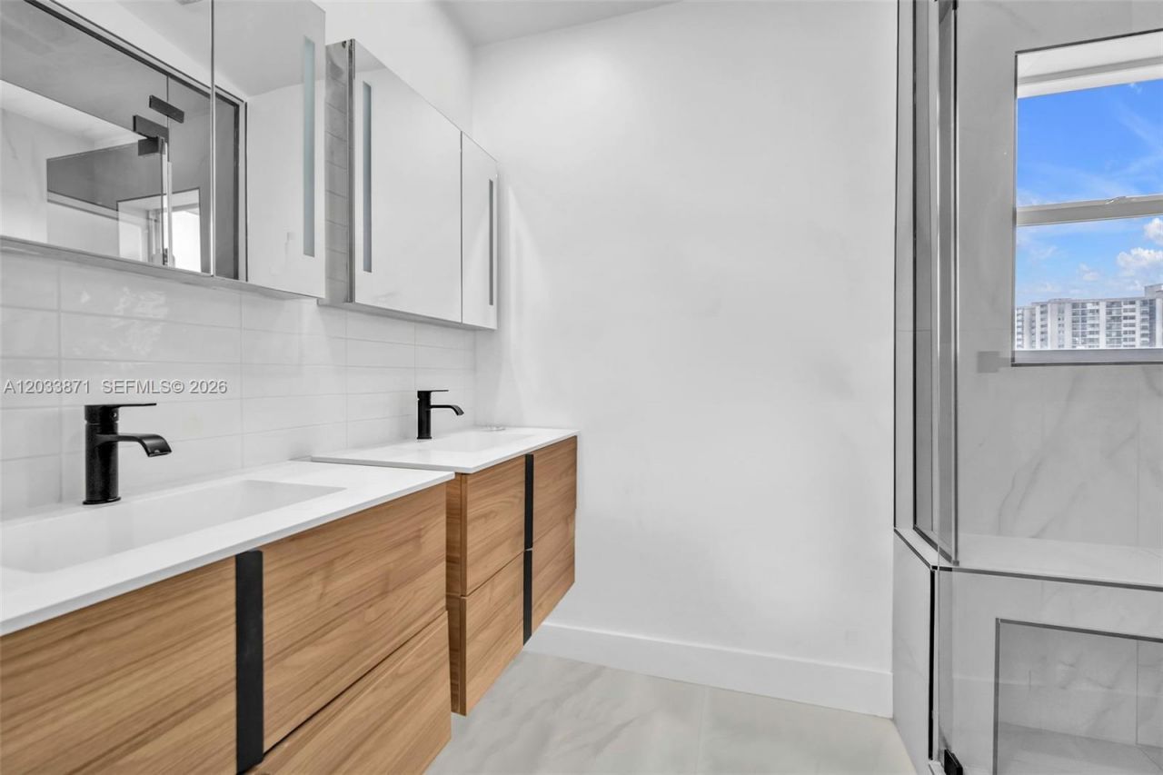 5080 SW 34th Ter, Hollywood, FL 33312 Photo