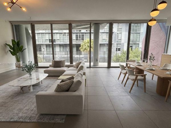 250 NW 24th St , Unit 3C, Miami, FL 33127