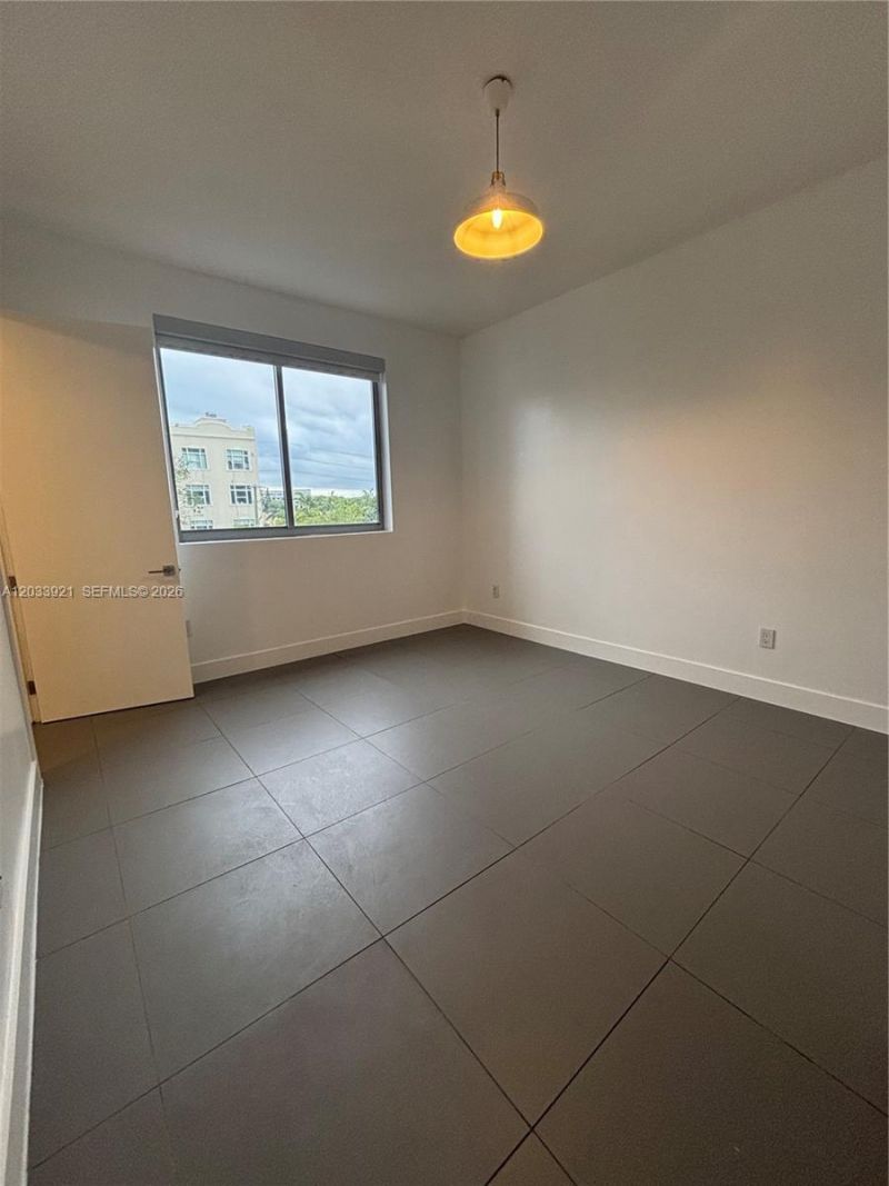 250 NW 24th St , Unit 3C, Miami, FL 33127 Photo