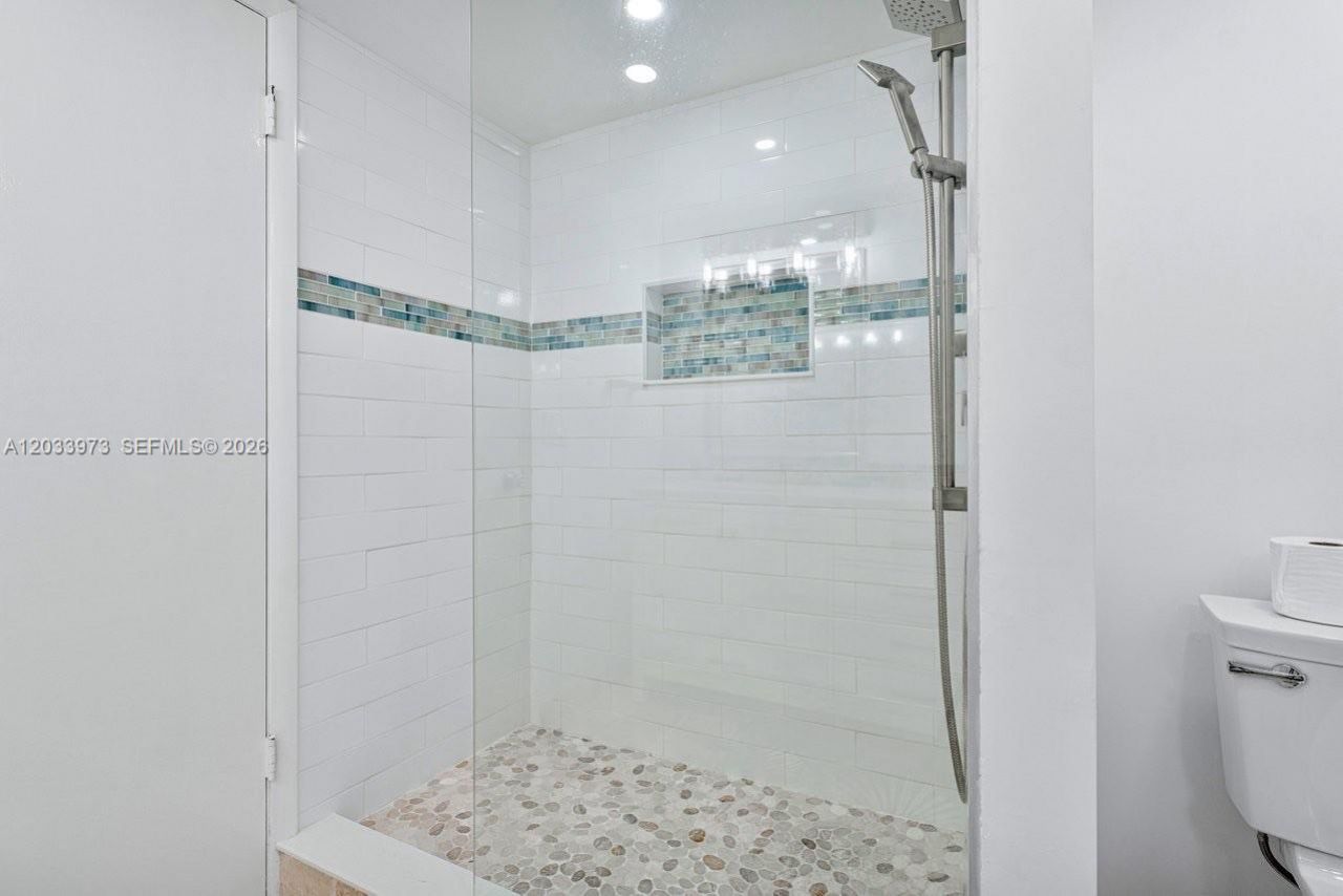 100 Waterway Rd , Unit A306, Tequesta, FL 33469 Photo
