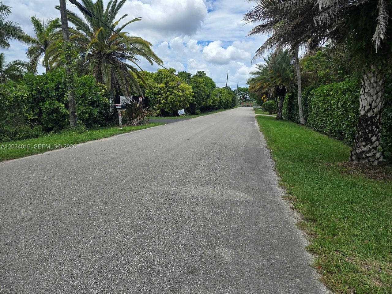 20595 SW 190th St , Miami, FL 33187 Photo