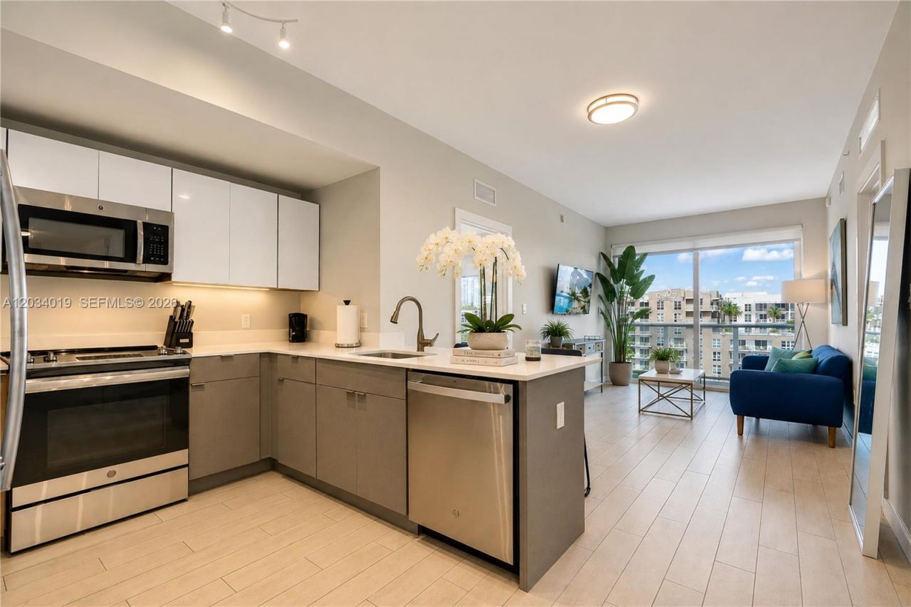 321 NE 26th St , Unit 806, Miami, FL 33137 Photo