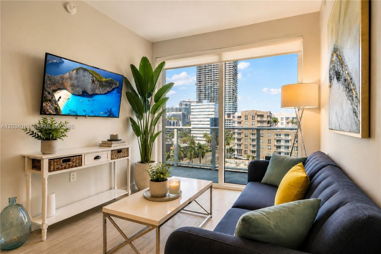 321 NE 26th St , Unit 806, Miami, FL 33137 Photo