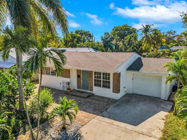 1000 N 17th Ave , Hollywood, FL 33020