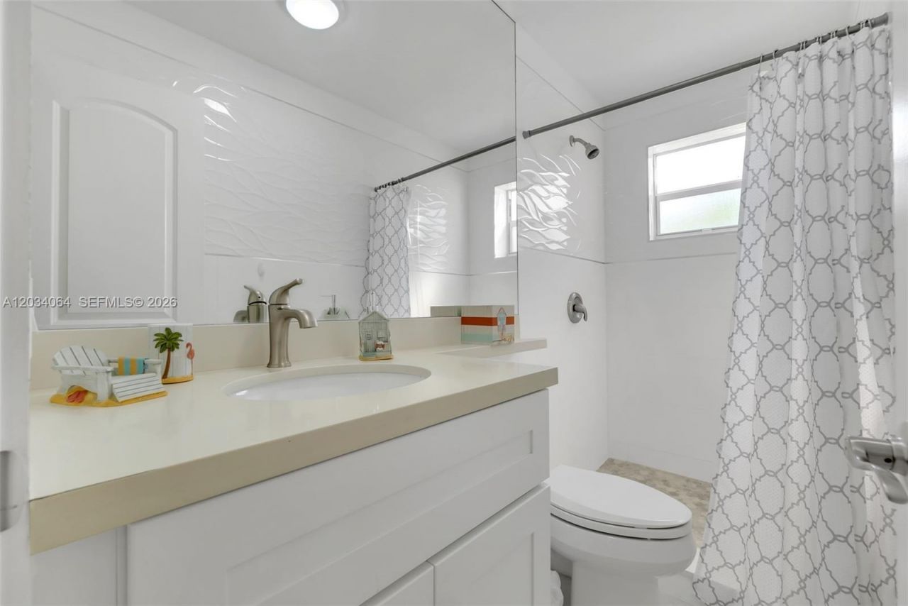 1000 N 17th Ave , Hollywood, FL 33020 Photo