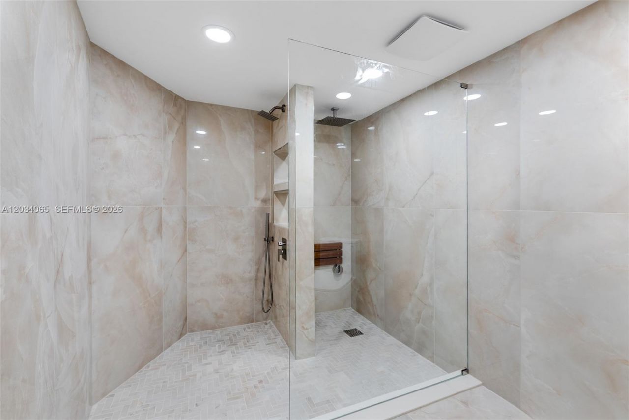 3590 S Ocean Blvd, Unit 410, South Palm Beach, FL 33480 Photo