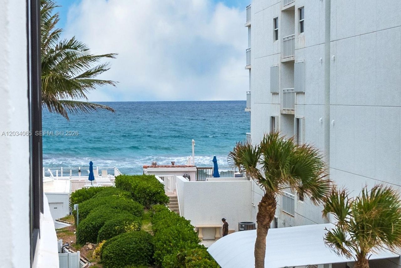 3590 S Ocean Blvd, Unit 410, South Palm Beach, FL 33480 Photo