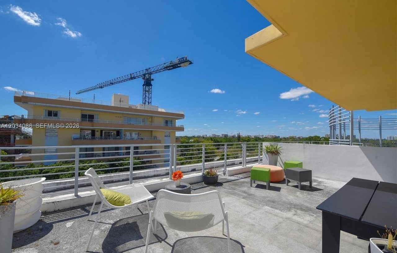 3339 Virginia St , Unit PH-22, Miami, FL 33133 Photo