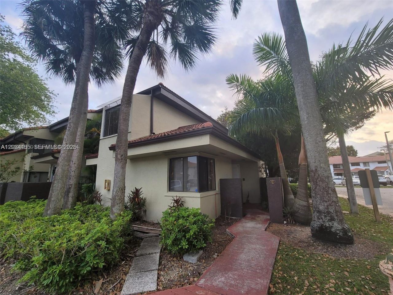 9673 SW 138th Ave, Unit QD1R, Miami, FL 33186 Photo