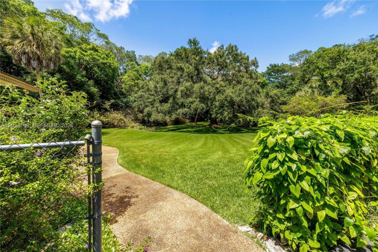 9979 Fairchild Way , Coral Gables, FL 33156 Photo