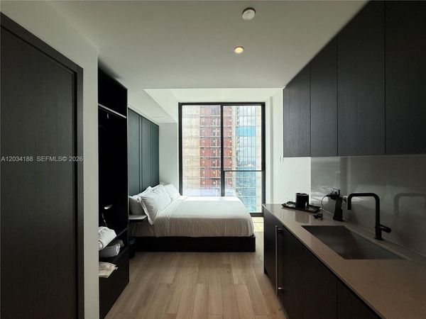 20 NE 11th , Unit 4803, Miami, FL 33132