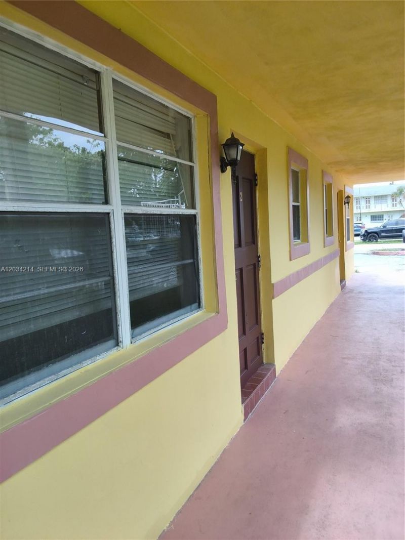 1826 Cleveland St, Unit 2, Hollywood, FL 33020 Photo