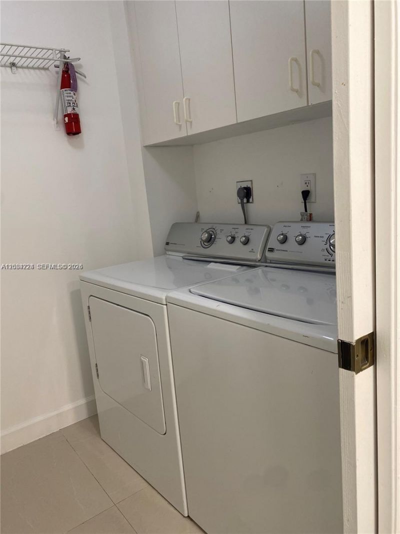 9805 NW 52nd St , Unit 207, Doral, FL 33178 Photo