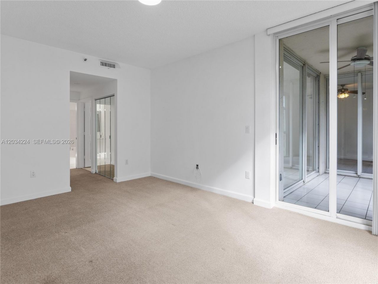 9805 NW 52nd St, Unit 207, Doral, FL 33178 Photo