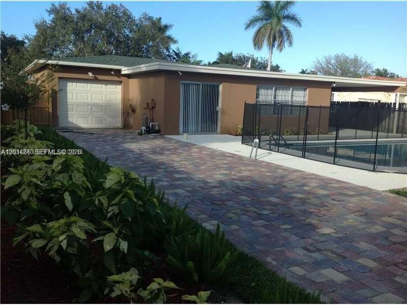 1324 Washington St, Hollywood, FL 33019 Photo