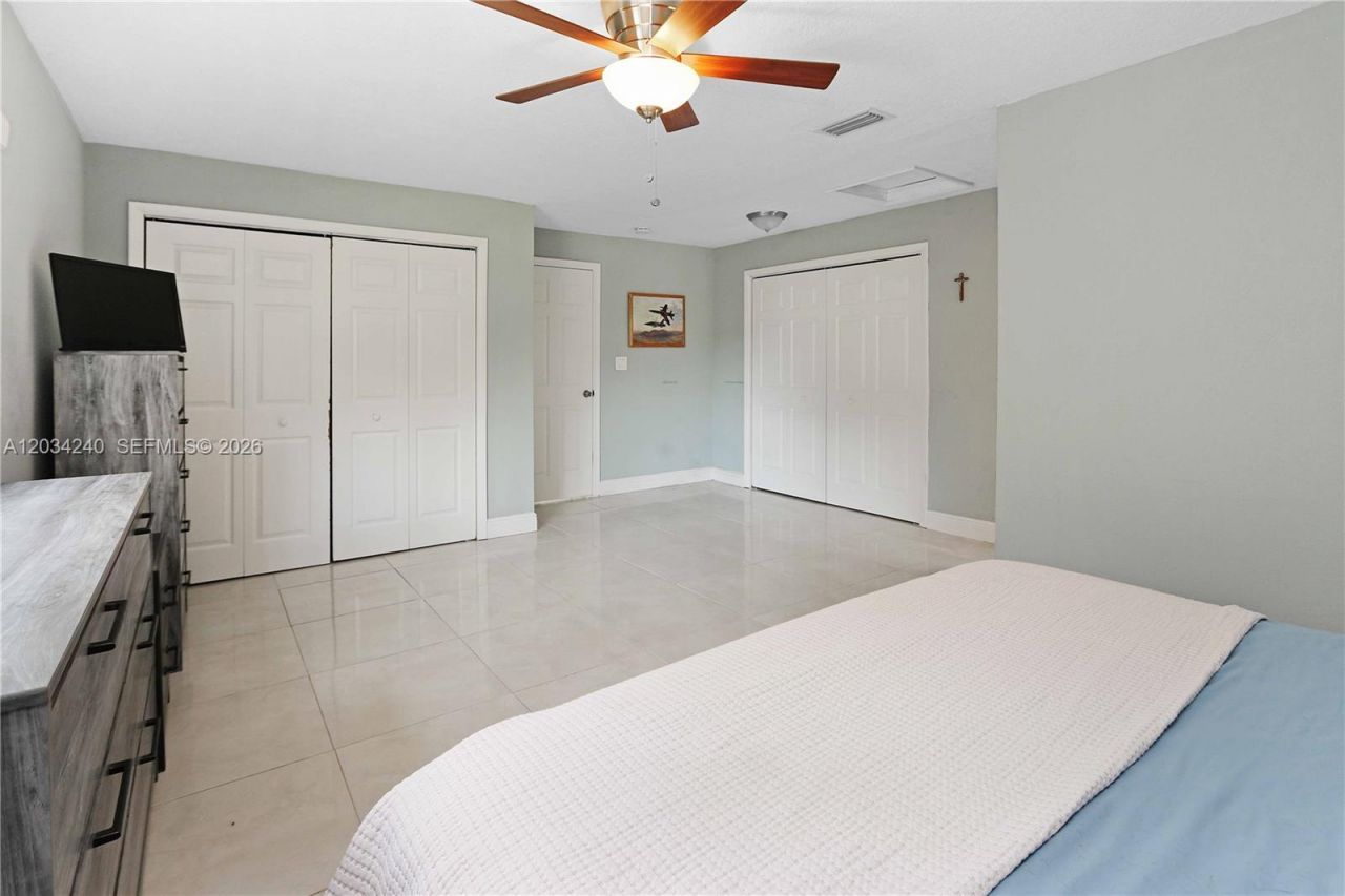 1324 Washington St, Hollywood, FL 33019 Photo