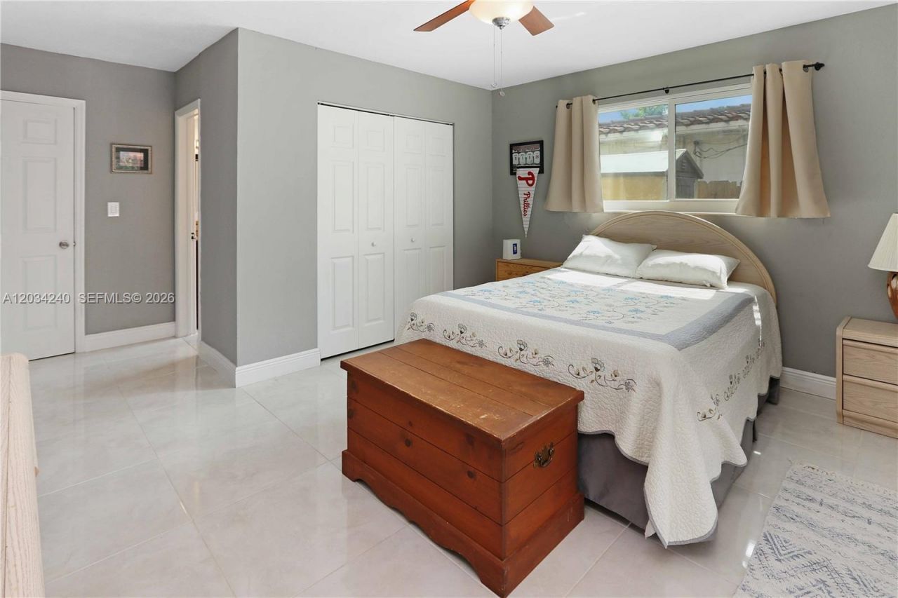 1324 Washington St, Hollywood, FL 33019 Photo
