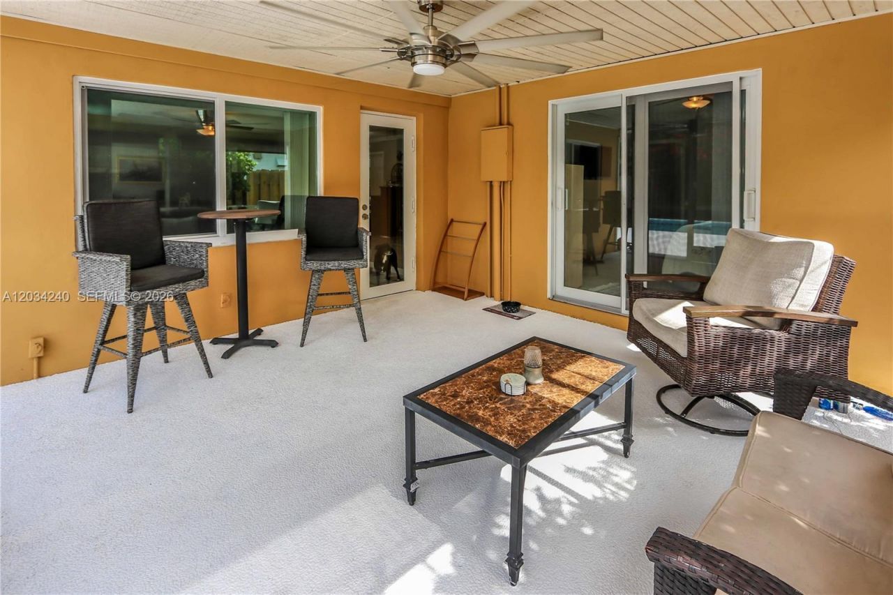 1324 Washington St, Hollywood, FL 33019 Photo
