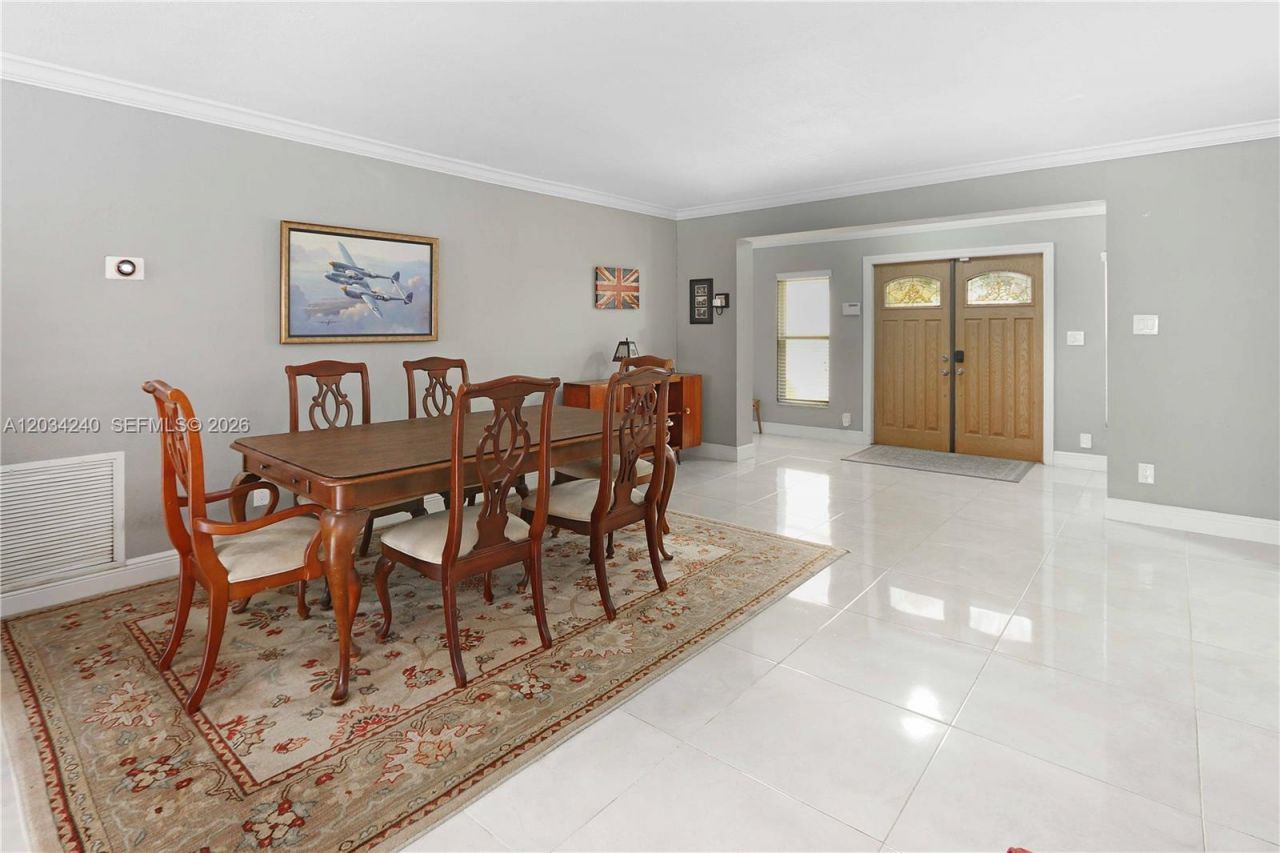 1324 Washington St, Hollywood, FL 33019 Photo