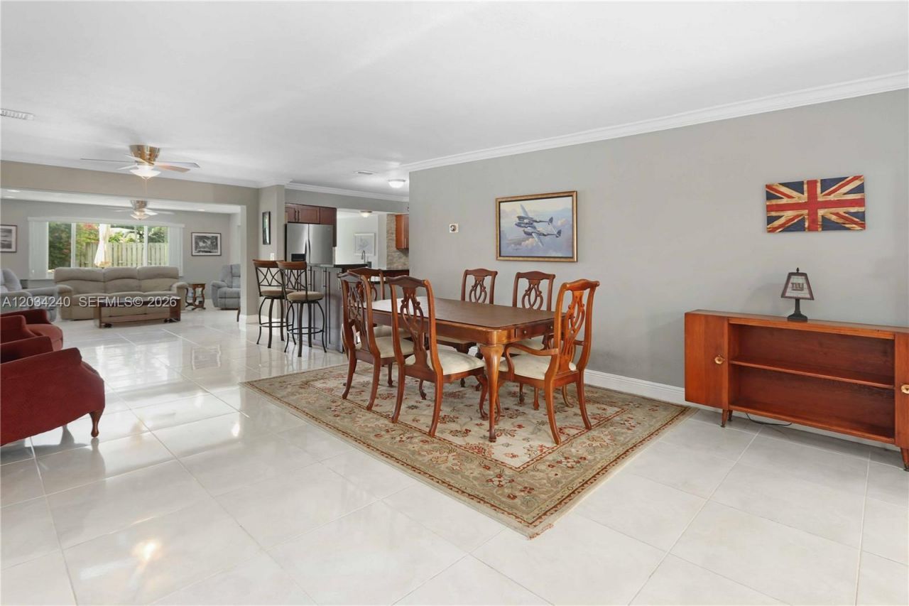 1324 Washington St, Hollywood, FL 33019 Photo