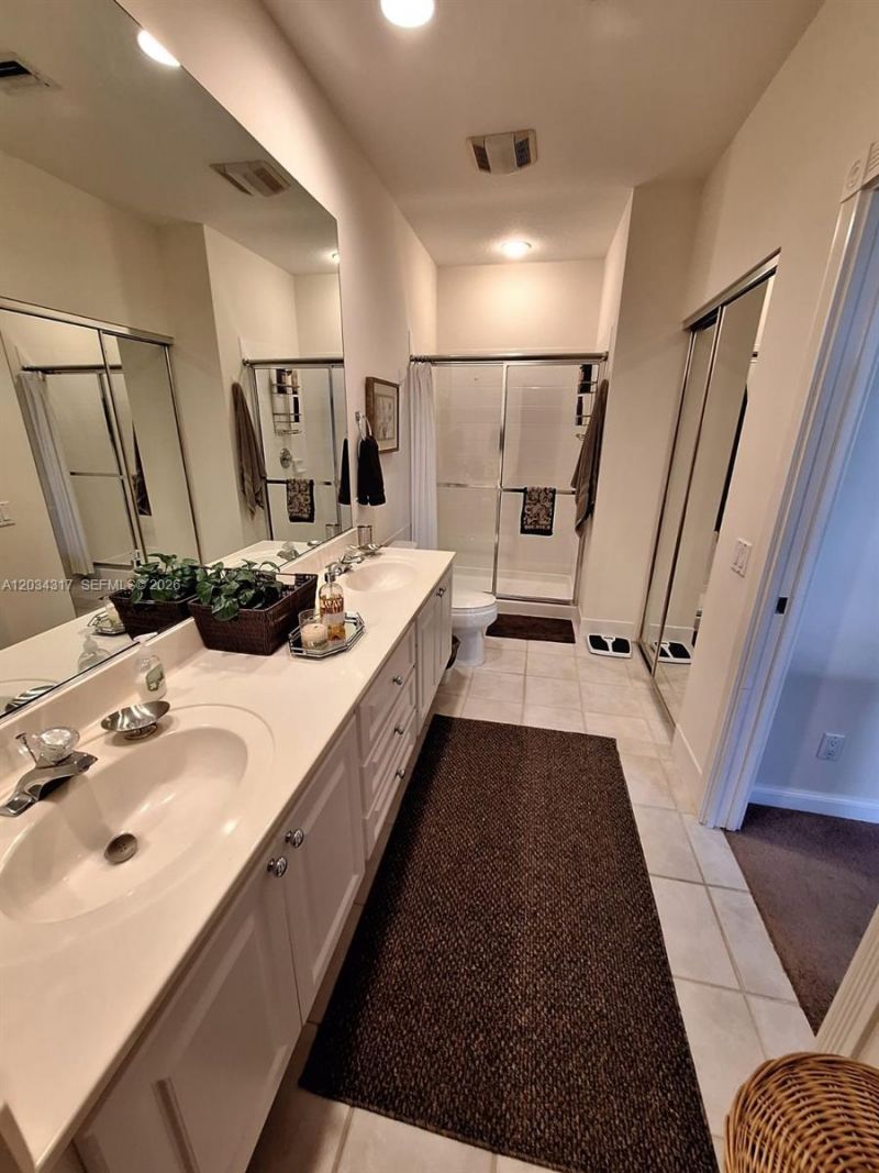 2104 Tigris Dr, West Palm Beach, FL 33411 Photo