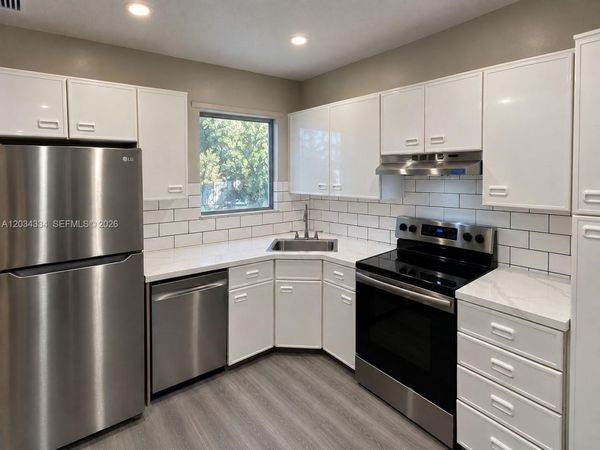 4761 NW 22nd St, Unit 42111, Coconut Creek, FL 33063