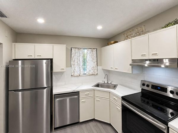 4761 NW 22nd St, Unit 42111, Coconut Creek, FL 33063