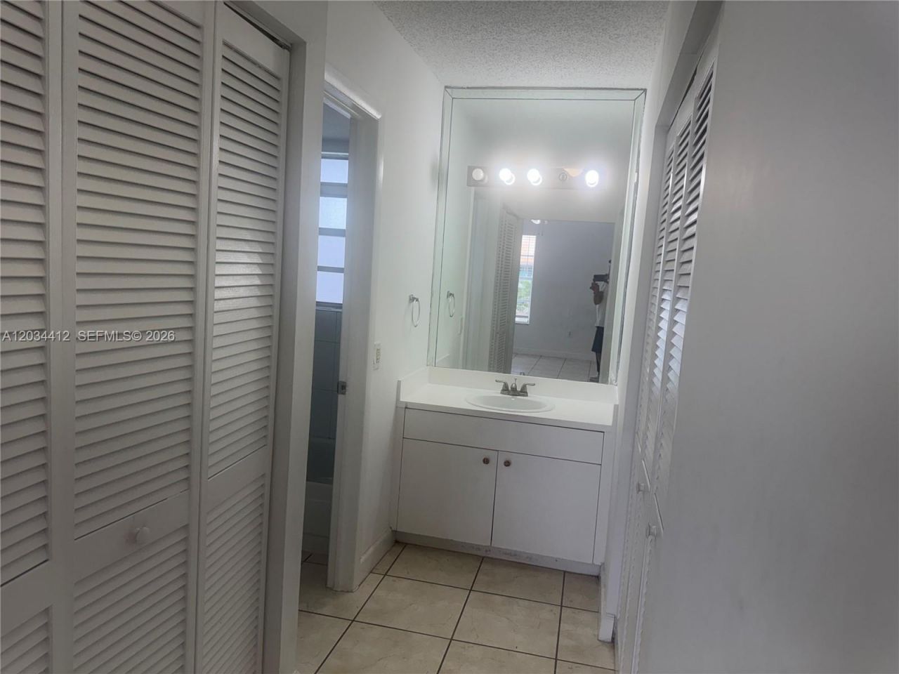 1725 W 60th St , Unit F320, Hialeah, FL 33012 Photo