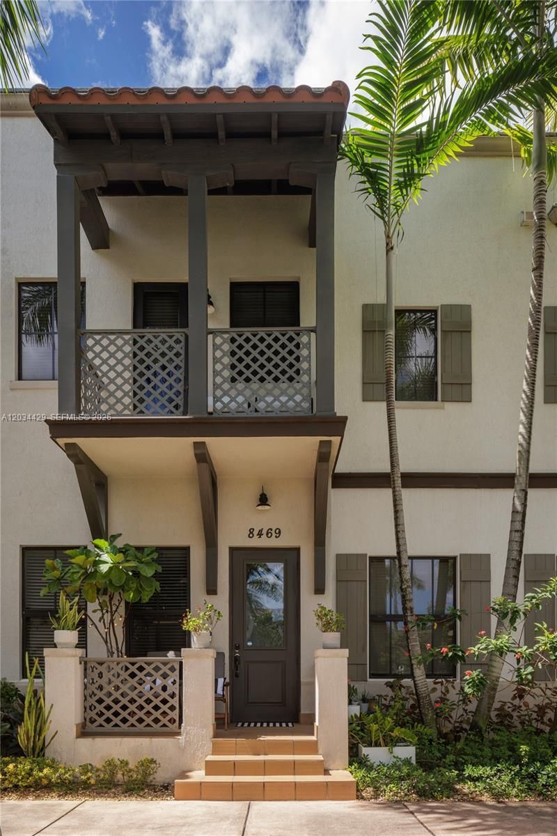 8469 NW 51st Ter, Unit 8469, Doral, FL 33166 Main Photo