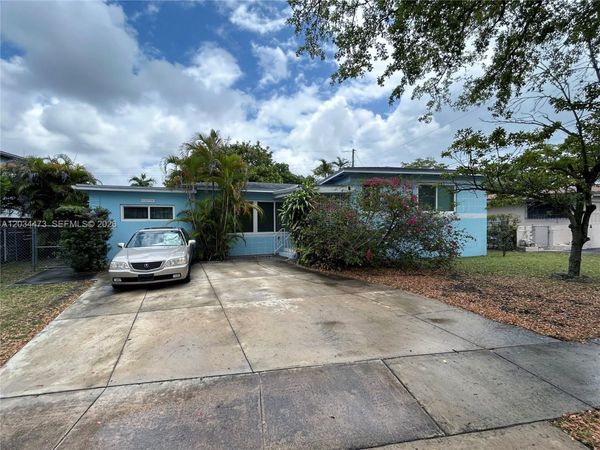 12115 NE Miami Ct , North Miami, FL 33161