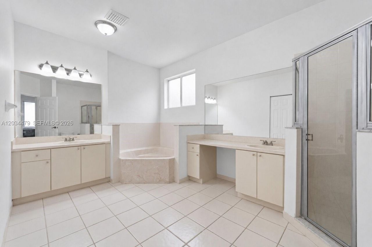 1731 SE 16th Ave , Homestead, FL 33035 Photo