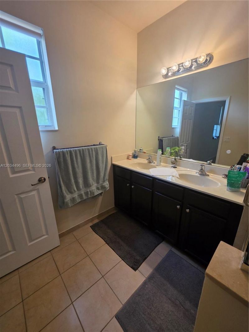 9424 SW 171st Pl , Miami, FL 33196 Photo