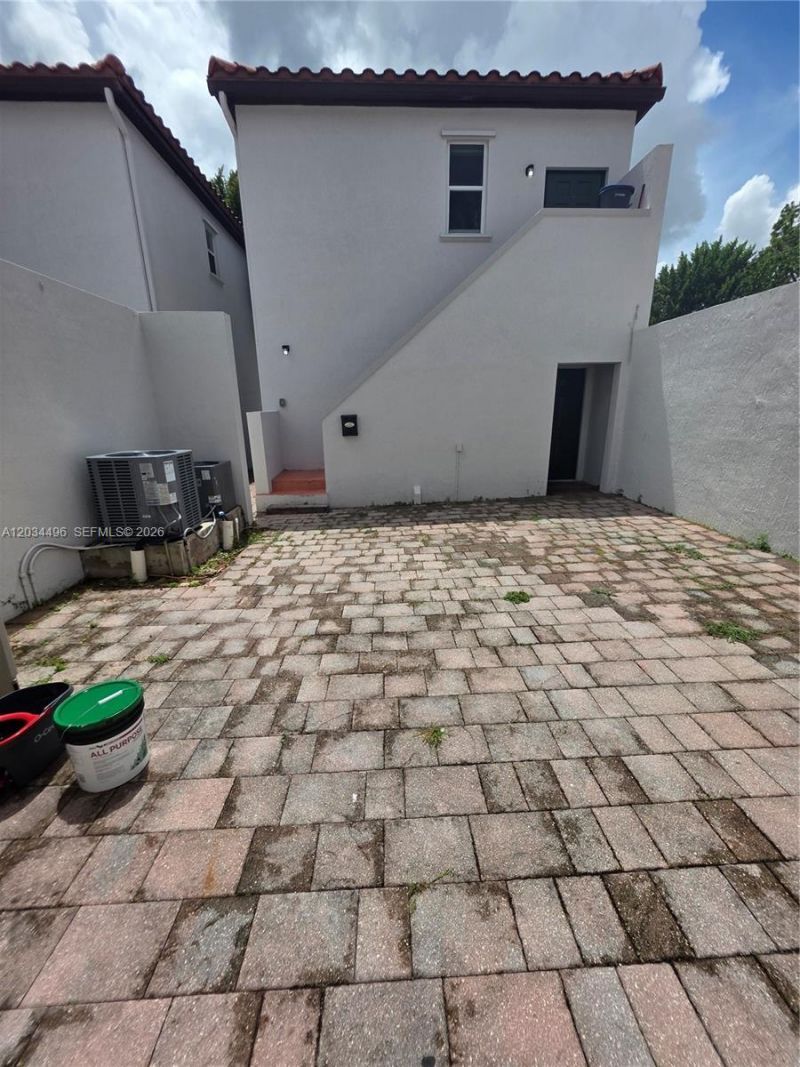 9424 SW 171st Pl , Miami, FL 33196 Photo