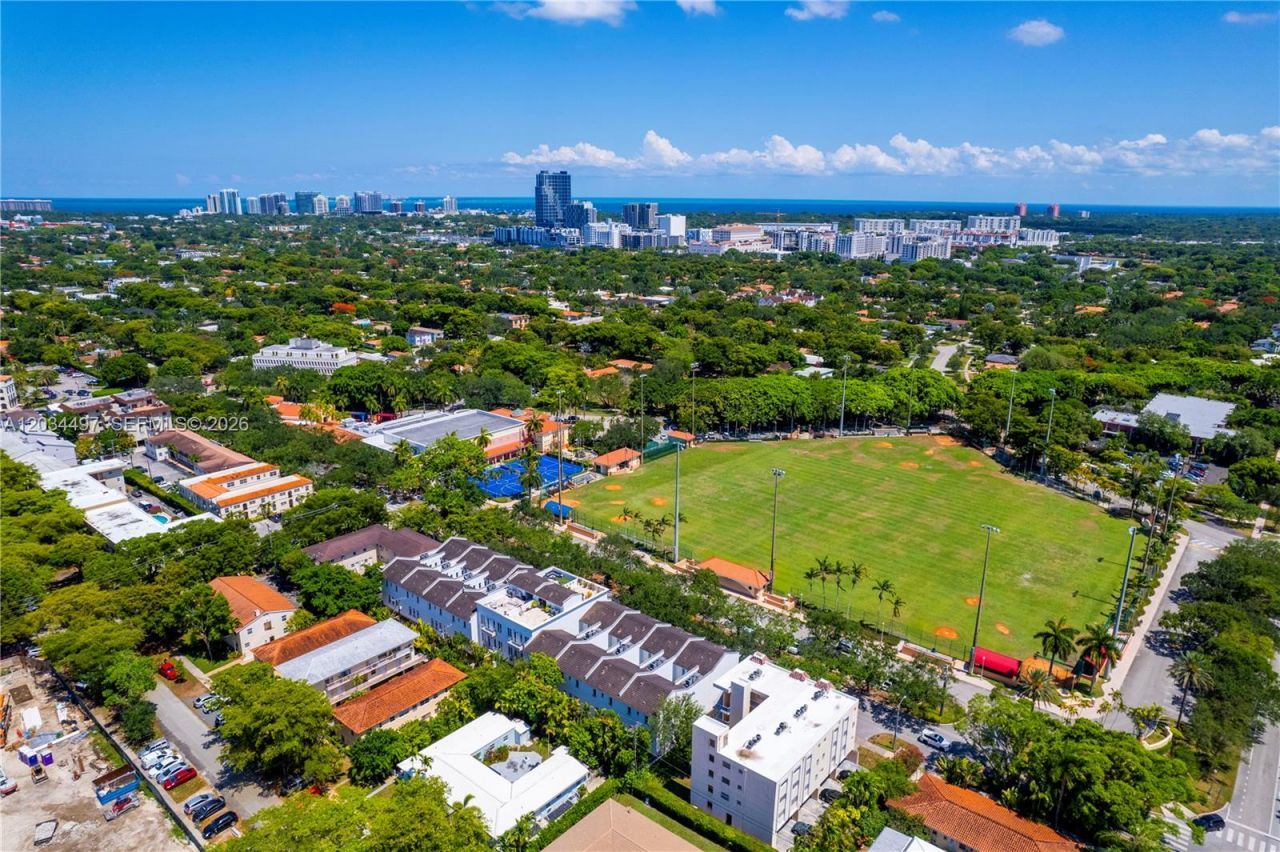 533 Anastasia Ave , Unit 533, Coral Gables, FL 33134 Photo