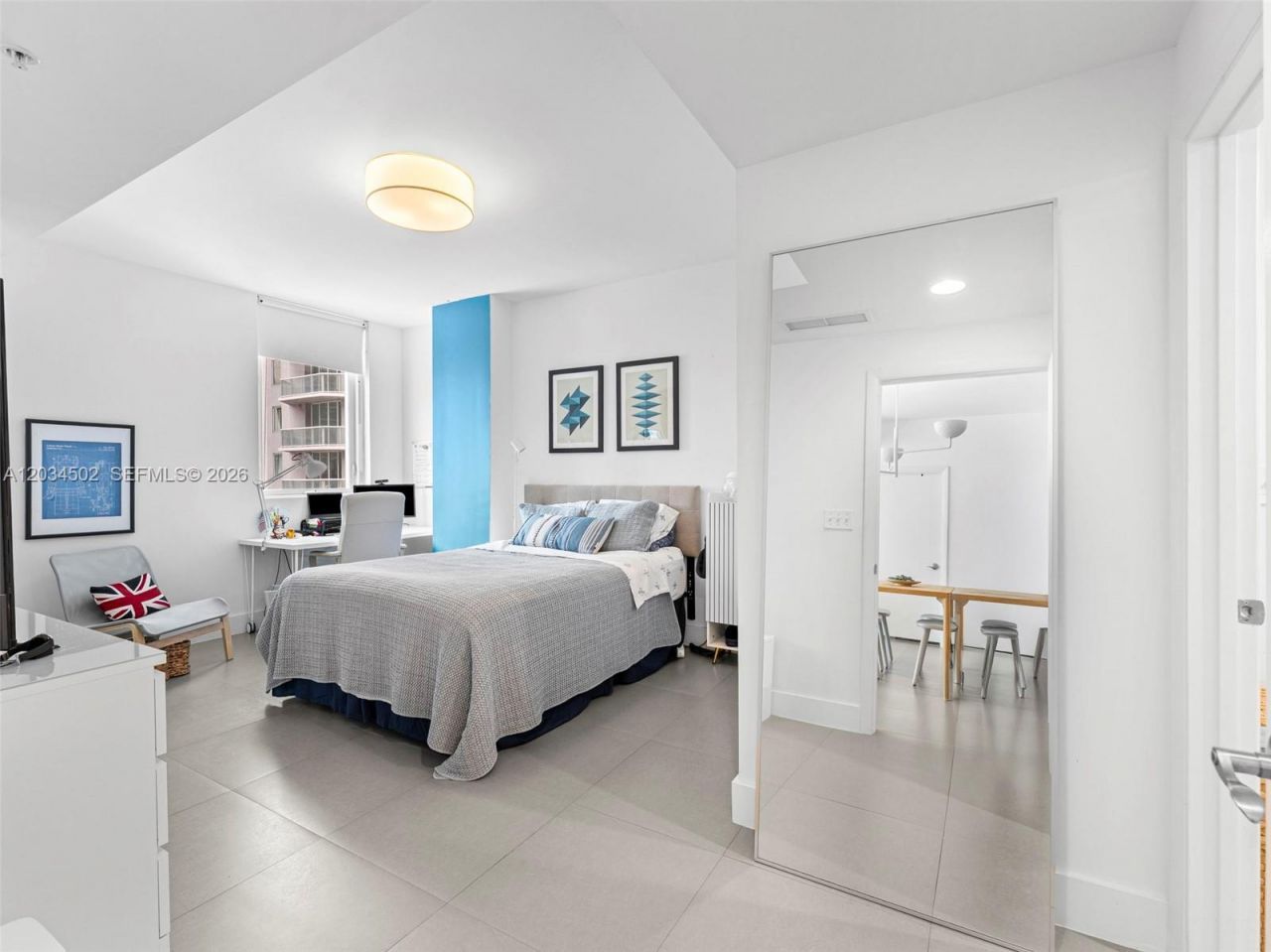 253 NE 2nd St , Unit 1801, Miami, FL 33132 Photo