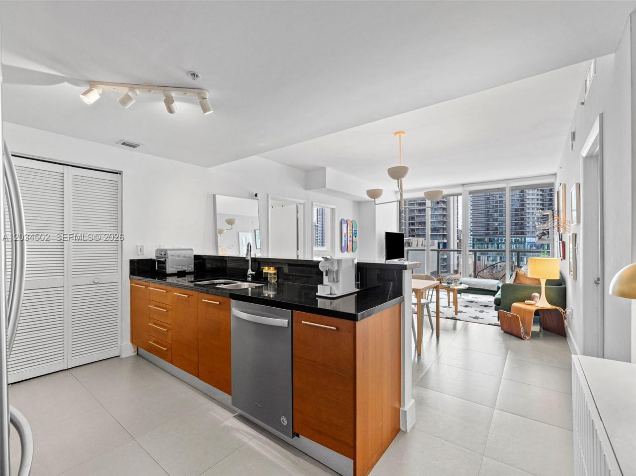 253 NE 2nd St, Unit 1801, Miami, FL 33132 Photo