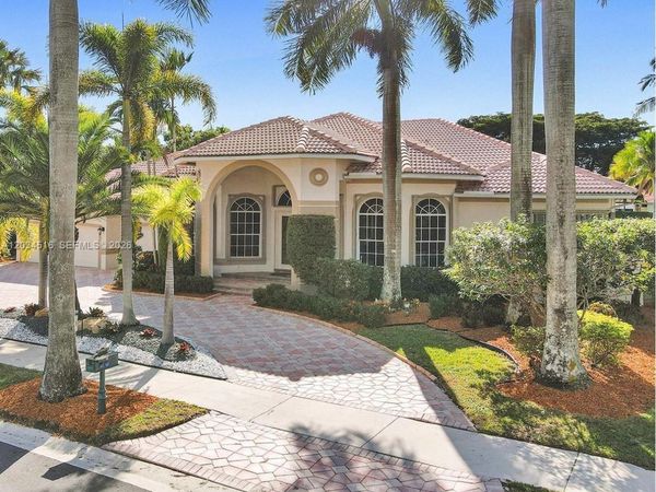 2501 Poinciana Dr , Unit 2501, Weston, FL 33327