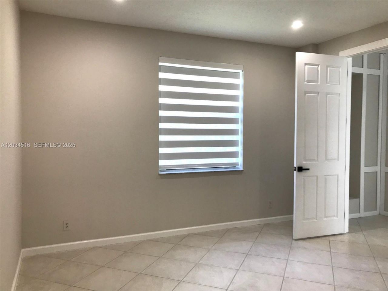 2501 Poinciana Dr, Weston, FL 33327 Photo